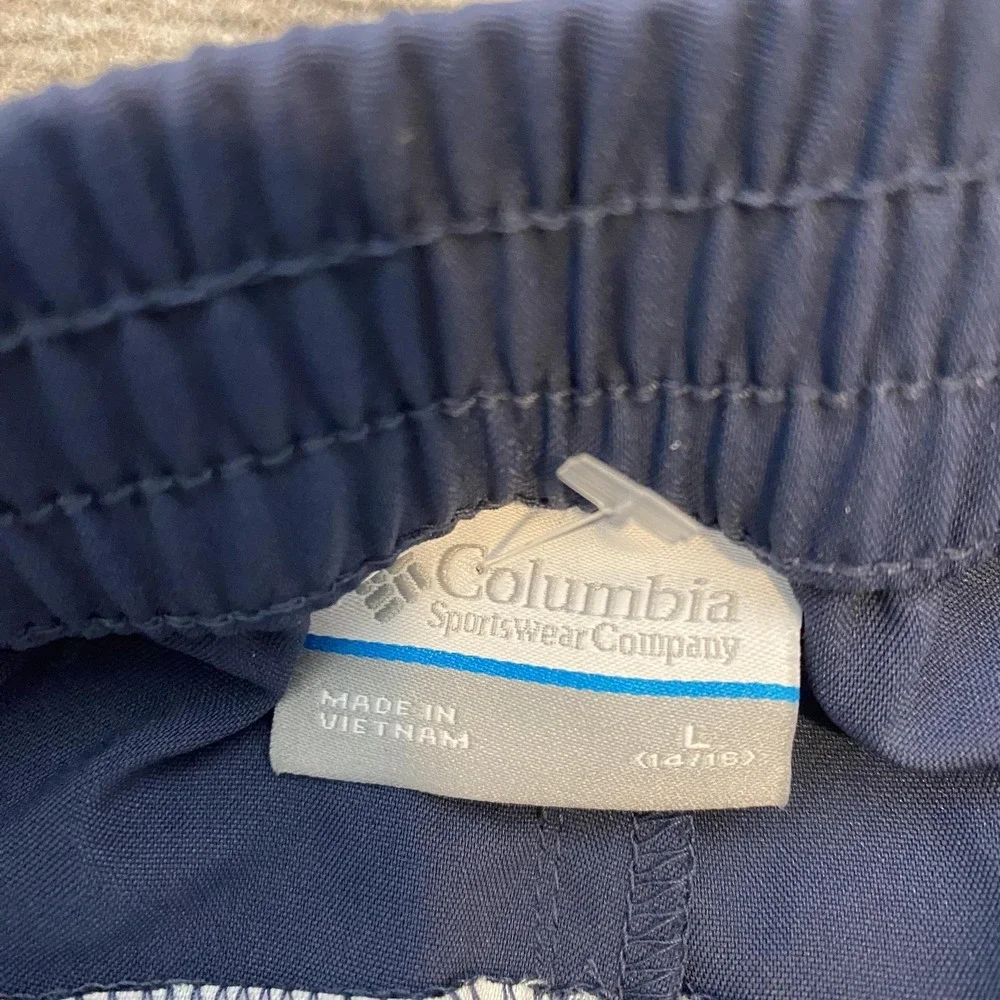 Columbia brand type